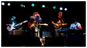 Highway Dave and the Varmints Live At The Robin 2 : By Steven Gough